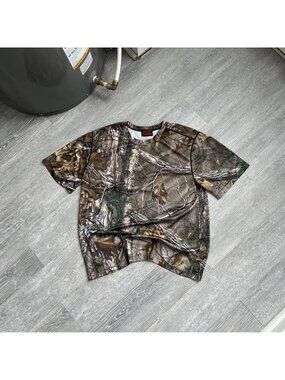 Green / Realtree Type Camo / Camouflage Vintage “Ducks Unlimited Canada” T-Shirt